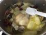 香菇竹荪老鸡汤的做法图解11