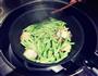 五花肉炖豆角的做法图解1