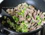 葱爆羊肉的做法图解6