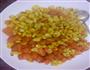 玉米炒胡萝卜的做法图解3