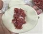 鲜肉锅贴的做法图解2