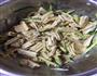 黄瓜拌腐竹的做法图解5