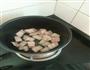五花肉海带炖冻豆腐的做法图解2