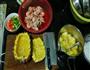 菠萝海鲜焗饭的做法图解2