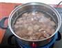 黑豆莲藕排骨汤的做法图解1