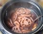 黑豆莲藕排骨汤的做法图解7
