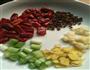 宫爆鸡丁的做法图解2
