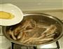 牡蛎鱼干豆腐汤的做法图解3