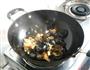 黑木耳炒鸡蛋的做法图解9