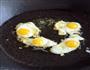 六月鲜蛋炒面的做法图解2