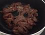 牛肉炒乌冬的做法图解3