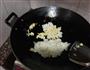 泡菜肉筋蛋炒饭的做法图解3
