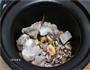 土茯苓荷包豆排骨汤的做法图解4