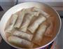 黄花菜肉春卷的做法图解9