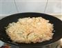 美味酱油榨菜蛋炒饭的做法图解3
