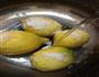冰糖炖柠檬的做法图解1