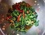 脆果仁拌菠菜的做法图解8