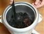 黑米薏仁瘦身粥的做法图解4