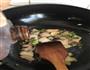 蘑菇炖肉的做法图解4