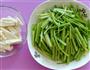 香芹肉沫豆腐的做法图解1