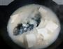 鱼头炖豆腐的做法图解5