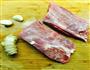 蒜苗牛肉的做法图解1