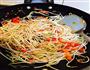 爆炒绿豆芽的做法图解4