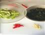 凉拌西芹木耳的做法图解2