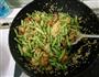 红烧肉豆角焖饭的做法图解3