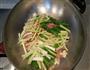 芹菜蒜焖脆鲩的做法图解5