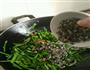 螺丝肉炒韭菜的做法图解4