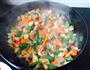 五彩牛肉粒的做法图解1