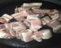 茨菇烧肉的做法图解1