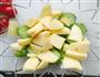 黄桃水果沙拉的做法图解1