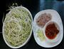 糟辣椒肉丝炒豆芽的做法图解1