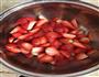草莓酱的做法图解1
