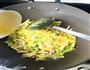 韭黄炒蛋的做法图解7