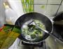 青菜冻豆腐汤的做法图解12