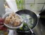 青菜冻豆腐汤的做法图解8