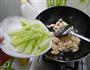 已药莴笋炒鸡肉的做法图解7