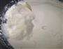 老酸奶的做法图解3