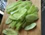 青瓜炒肉的做法图解1