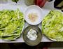 虾皮炒洋白菜的做法图解2