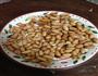 蒜香花生米的做法图解3