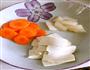 宝宝辅食-胡萝卜鲜贝炖豆腐的做法图解1