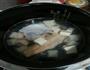 三文鱼骨豆腐汤的做法图解4