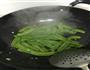 爽脆荷兰豆炒雪菜的做法图解2