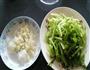 芹菜炒银耳的做法图解1