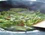 芹菜炒银耳的做法图解7