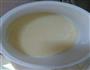 牛奶炖蛋的做法图解2